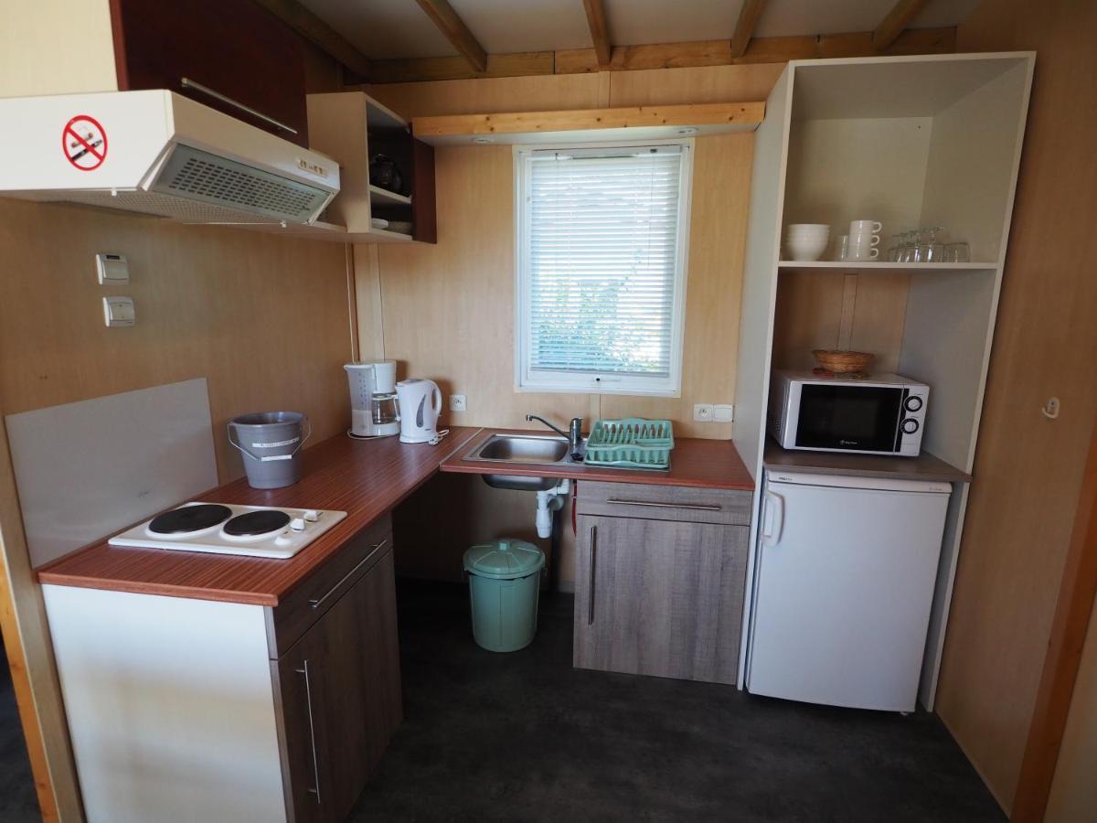 Camping Le Sorlut Cozes Ngoại thất bức ảnh